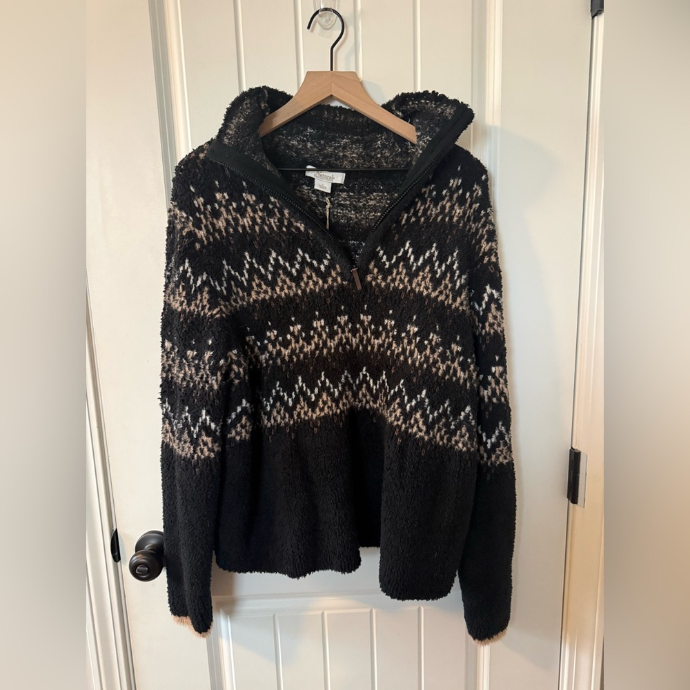 Natural Reflections Black and Cream Turtleneck Sweater